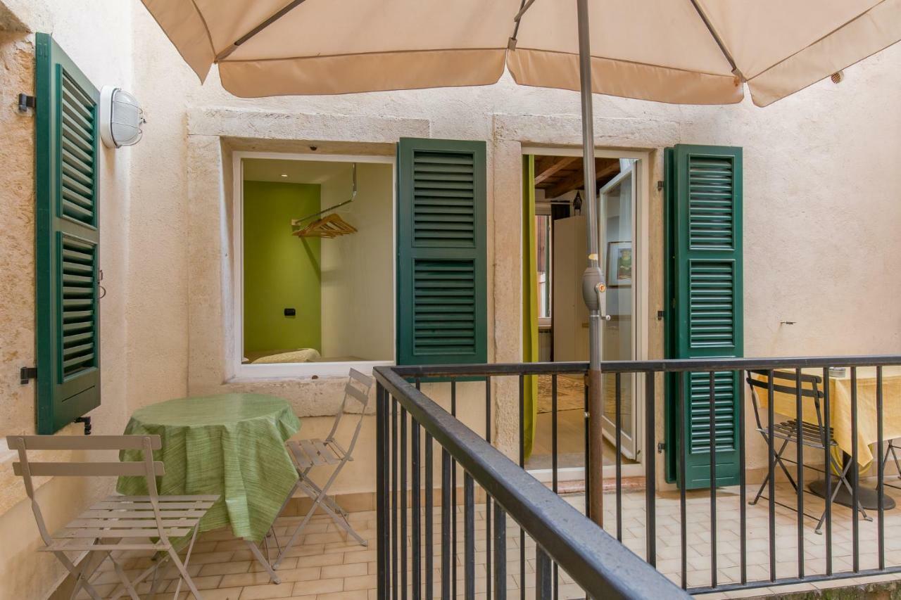 Vecchia Rooms&apartments Affittacamere